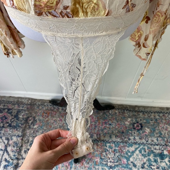 Free People Intimately Everything's Rosy Bodysuit In Tea Combo SZ XS Bell Sleeve - Picture 16 of 16